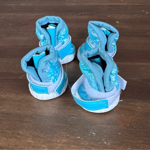 Teal/Voue Dog Snow Boots Shoes with Velcro Straps Flexible Soles NWOT - Picture 3 of 7
